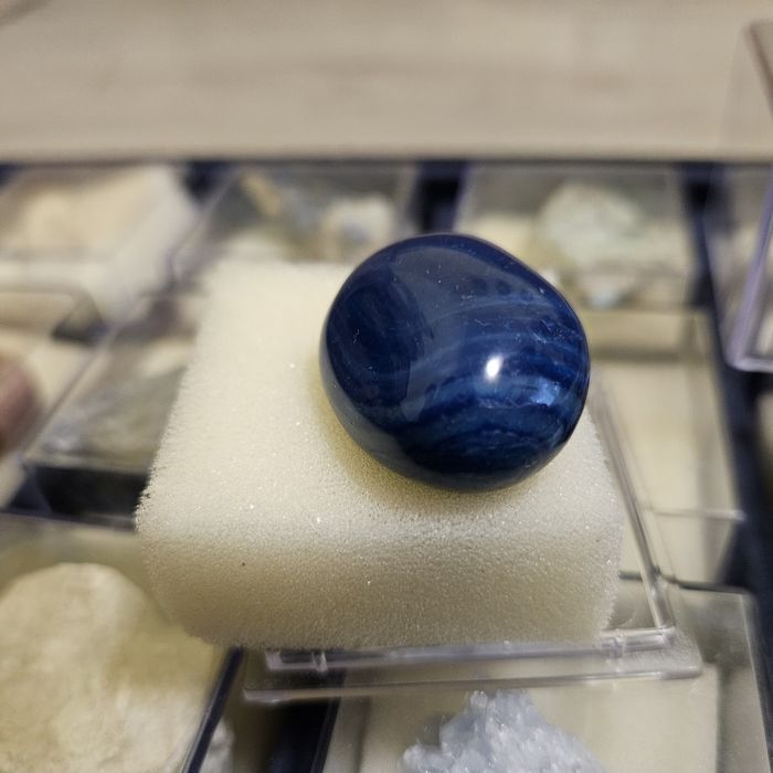 Колекция естествени камъни, Съкровищата на земята