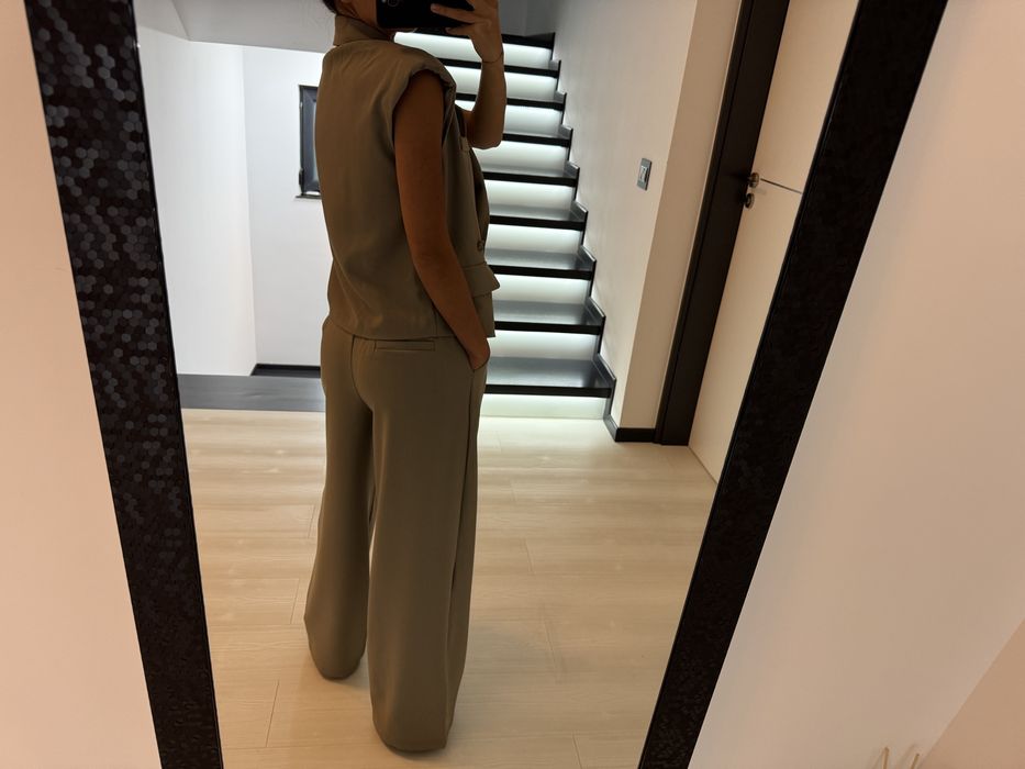 Set crem sacou pantaloni