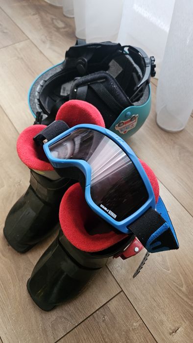 Set ski. Casca. Ochelari clapari copii