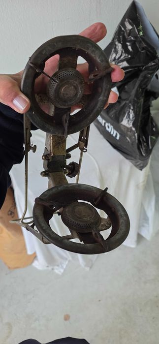 Продавам туристически газов котлон