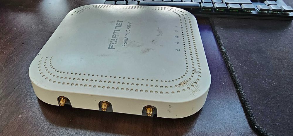 Acces Point Fortinet FortiAP U323EV