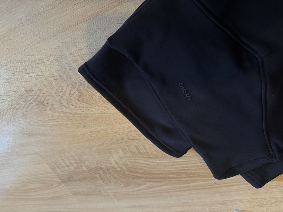 Pantaloni colanți Oysho noi, cu etichetă