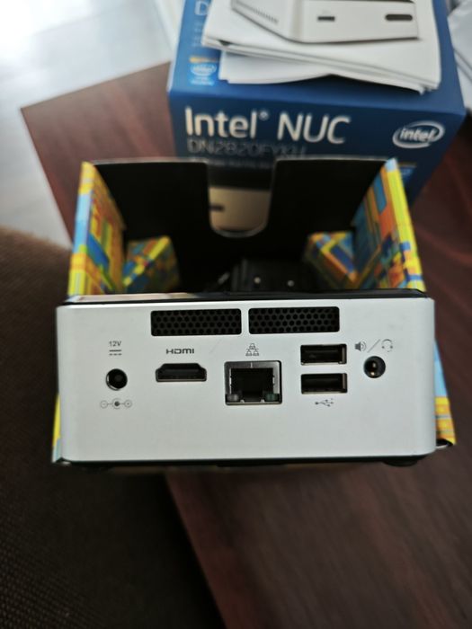 Intel NUC DFYK2820, intel 2,1ghz, 8 gbddr3, ssd120gb - linux mint 22,3