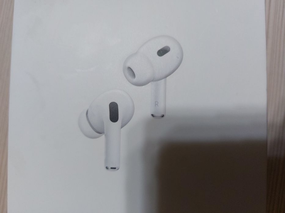 Продам наушник airpods pro 2