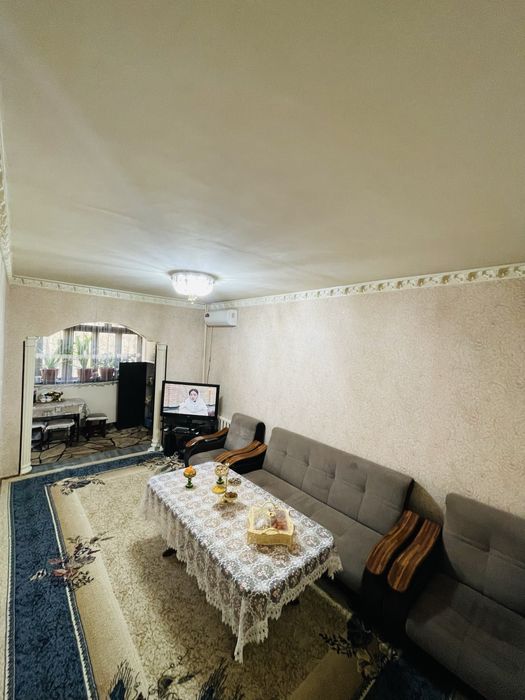 Продается 2-х переделана в 3-х комнатную квартиру