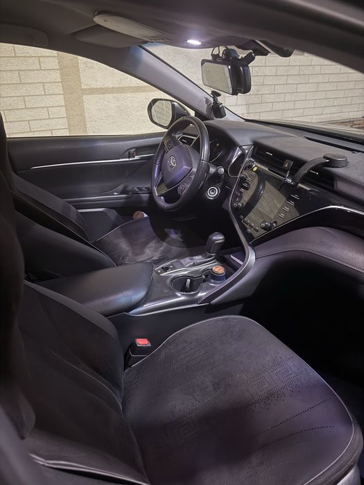 Toyota Camry 70 benzin
