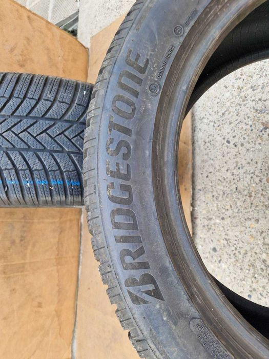 2 Bridgestone R20 285/45 Зимни гуми  DOT3221