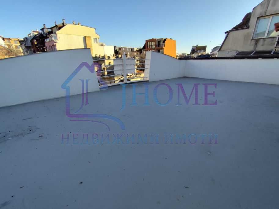 Уникален многостаен апартамент с ГАРАЖ, ул. Околчица