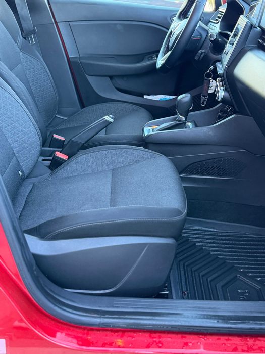 Renault Clio 5 Full Hybrid 140hp Automatic