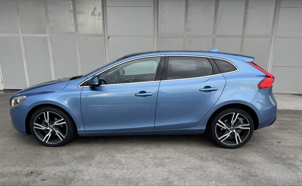 VOLVO V40 2.0 D2 Panorama