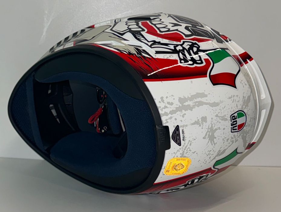 Каска за мотор AGV K3 размер XL в неразличимо от ново състояние.