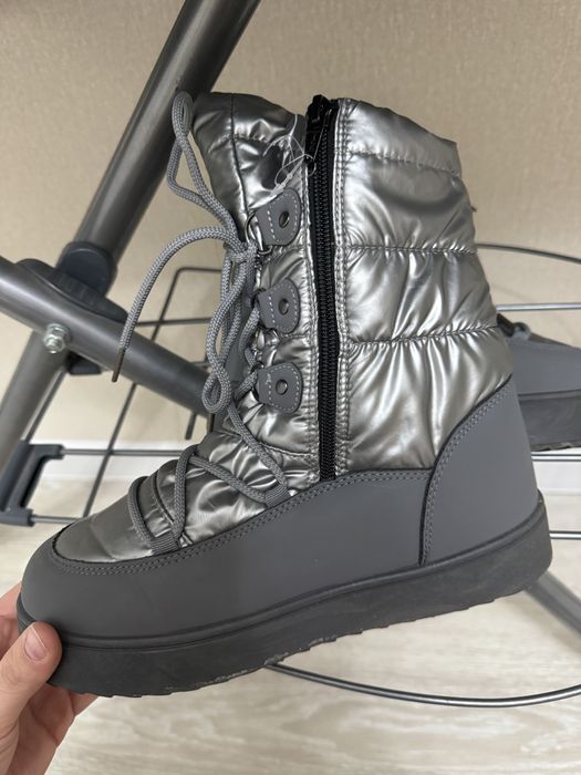 Дутиги женский продам