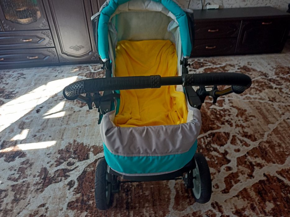 Продаётся детская коляска