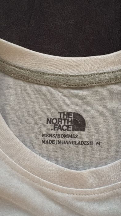 tricou the north face