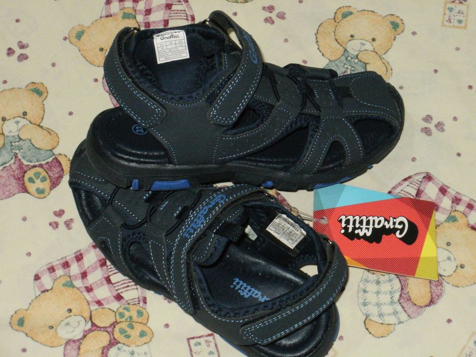 GRAFFITI нови детски сандали 33