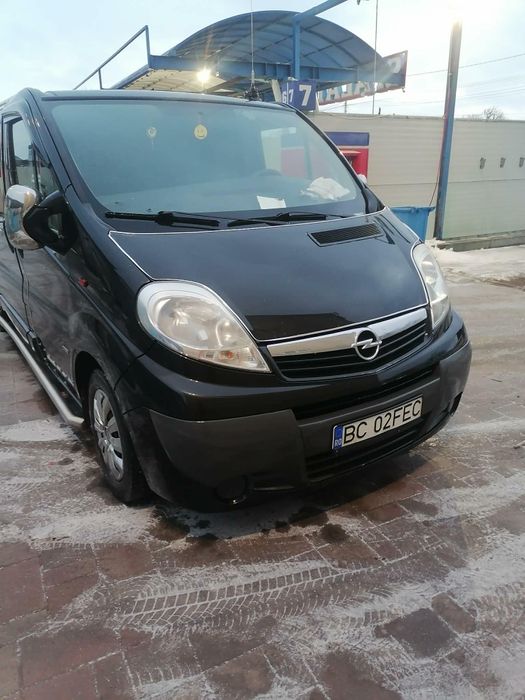 Opel vivaro  schimb
