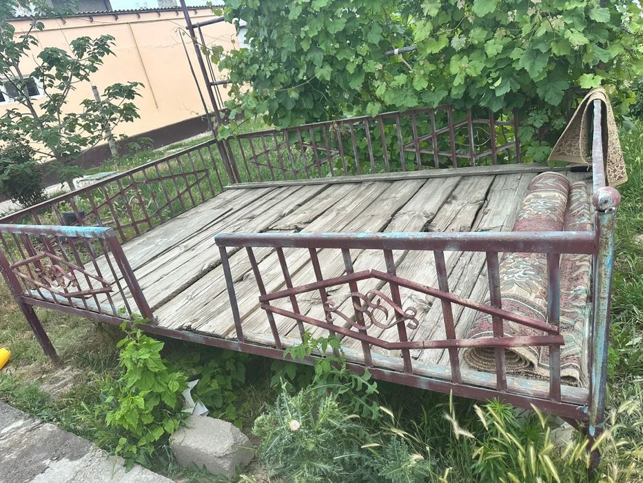 Тапшан Тапчан Тапшан