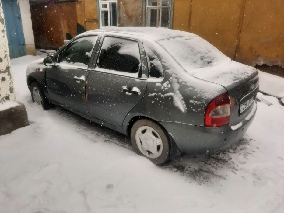 Продам машина Лада Калина 1.6 обьем