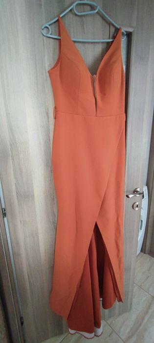 Rochie de eveniment purtata cateva ore ( de nasa)