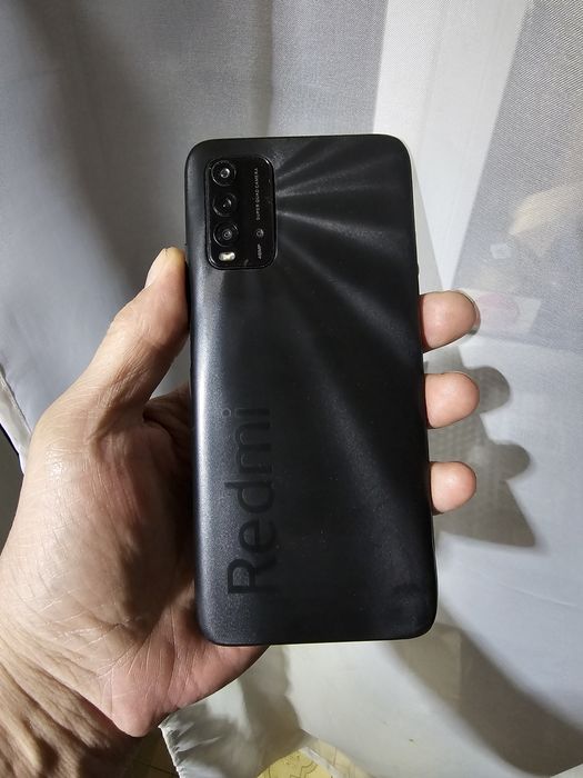 Продам телефон Redmi 9T  6/128 г .