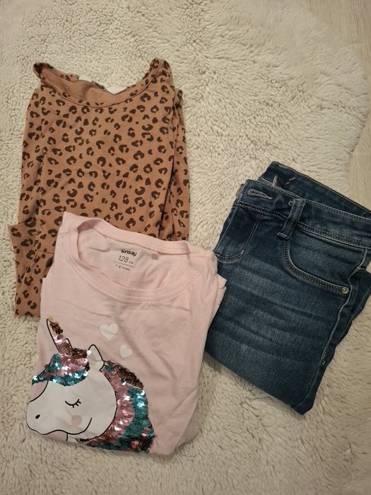 Голям лот за момиче 7-9 години.