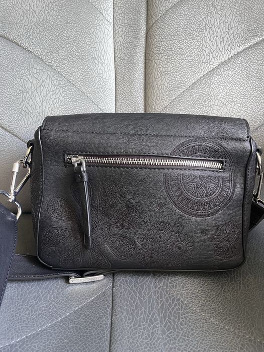 Desigual дамска чанта