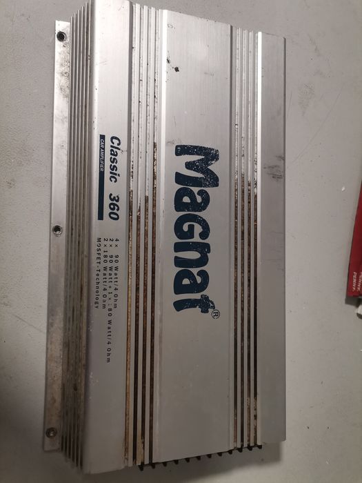 Stație amplificare auto MAGNAT perfect funcțională