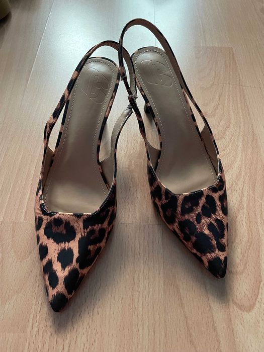 Дамски леопардови обувки
