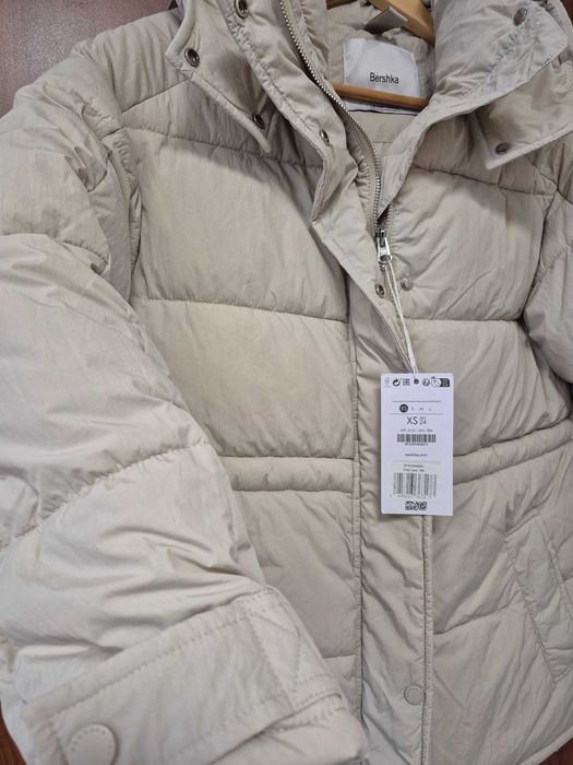 НОВО яке Бершка XS (S)