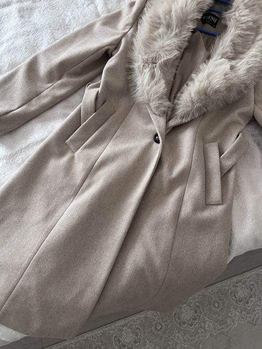Дамско палто с пух