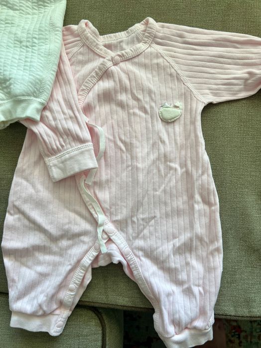 Бебешки лот 0-3месеца ромпъри