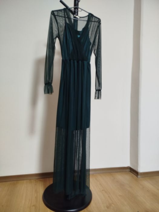 Тъмно зелена рокля L размер