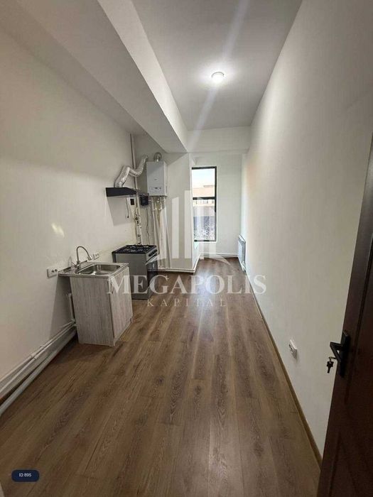 BUXORO, GOR GAZDA ARZON NARXDA 3xonali kvartira sotiladi. №895