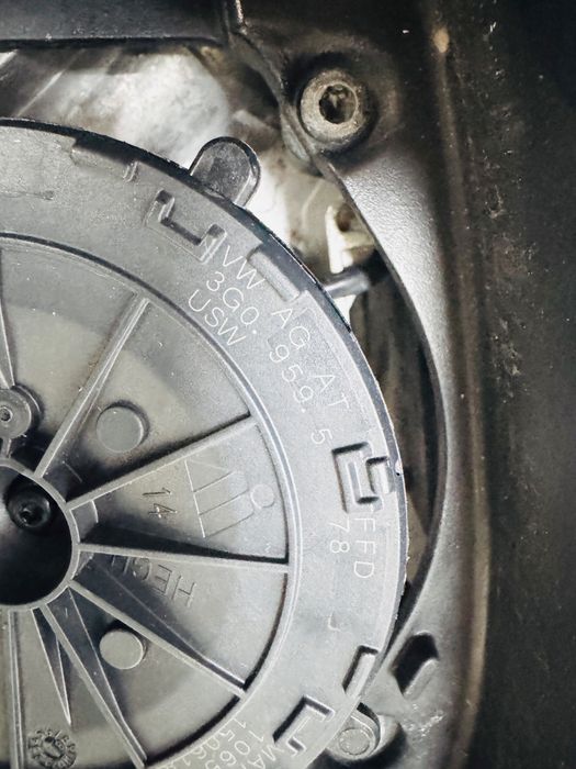 Brat oglinda stanga VW Arteon cod 3G0959578