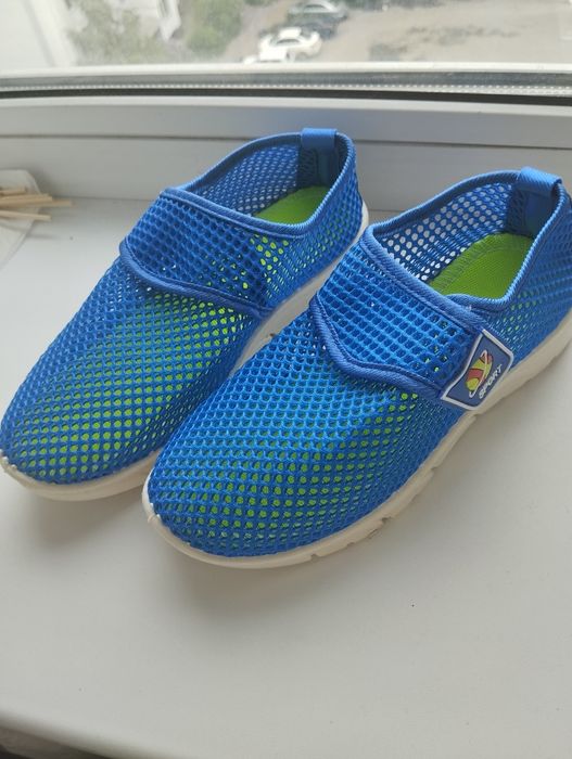 Продам обувь новая