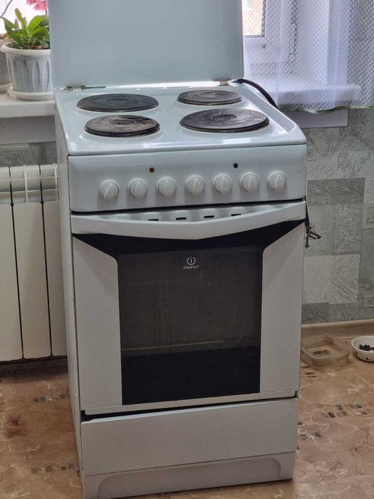 Электроплита INDESIT