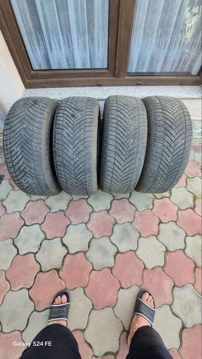 Vănd 4 cauciucuri all season 235/55/R17 103w