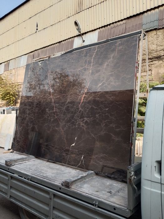 Мрамир тошлар сотилади (Иран мрамирлари).