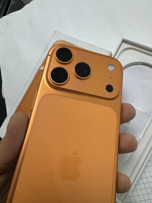 17 Pro 256gb 100% SIM