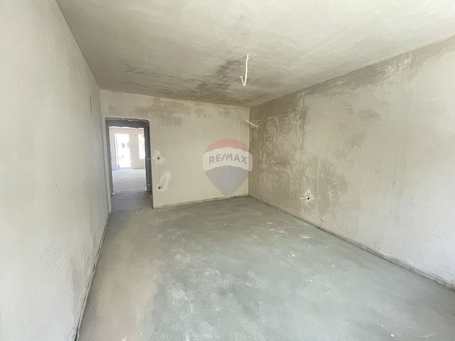 Продава се Тристаен апартамент в Варна, Централна поща - 132 кв.м за 1478 €/кв.м - Снимка #5