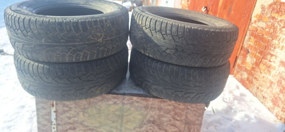 Шины зимние R17 nokian 265 65