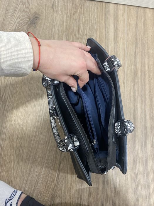 Дамска ежедневна чанта