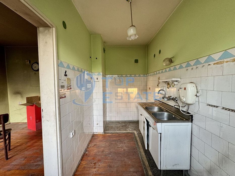 Продава се Многостаен апартамент в Горна Оряховица - 95 кв.м за 1053 €/кв.м - Снимка #9