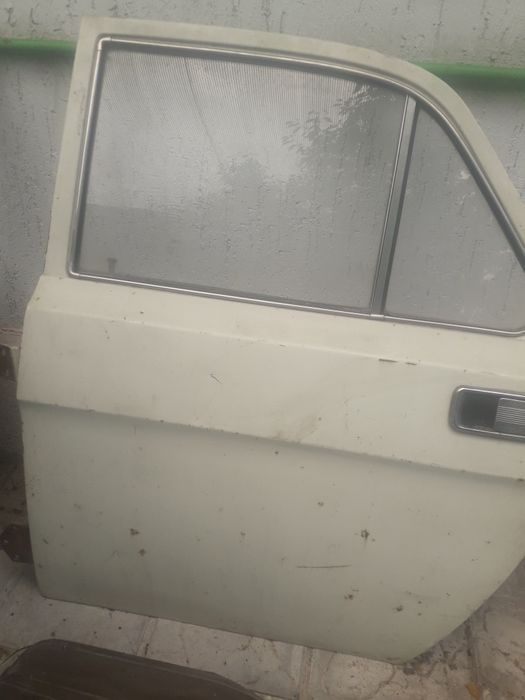 Продам ,  двери волга 24 10, блок 402,