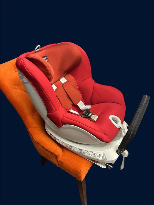 Britax Römer Dualfix – въртящо се столче за кола