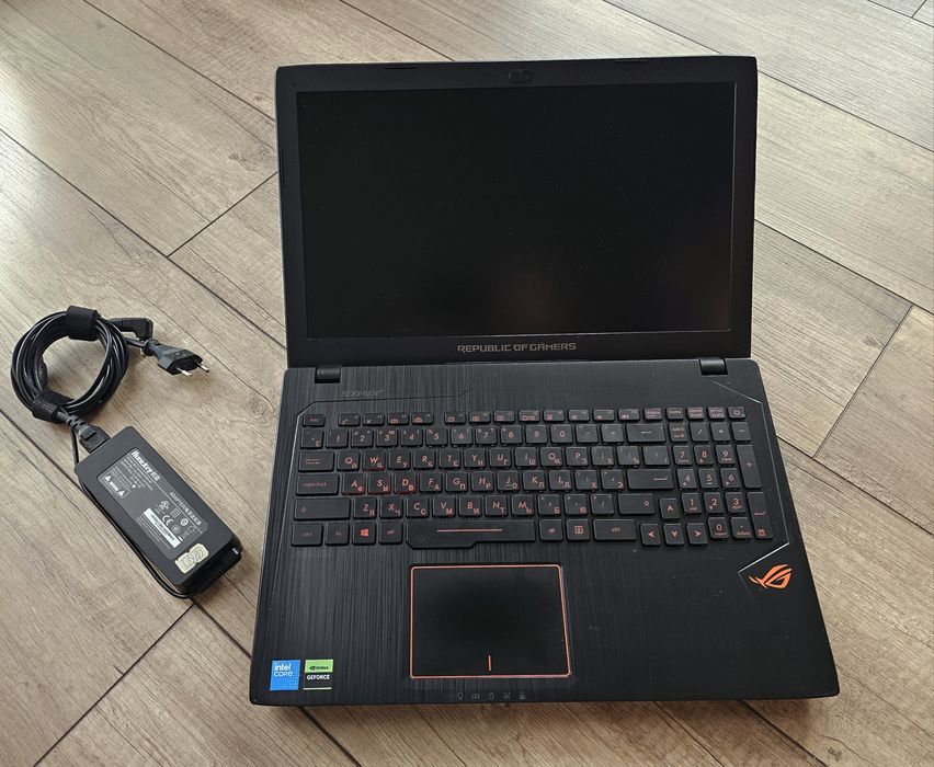Asus ROG STRIX Intel® Core™ i7-7700HQ GTX 1050
