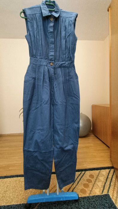 Vând salopeta de primăvară, vara , toamna