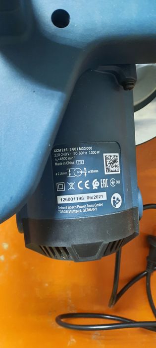 Торцовочная пила Bosch