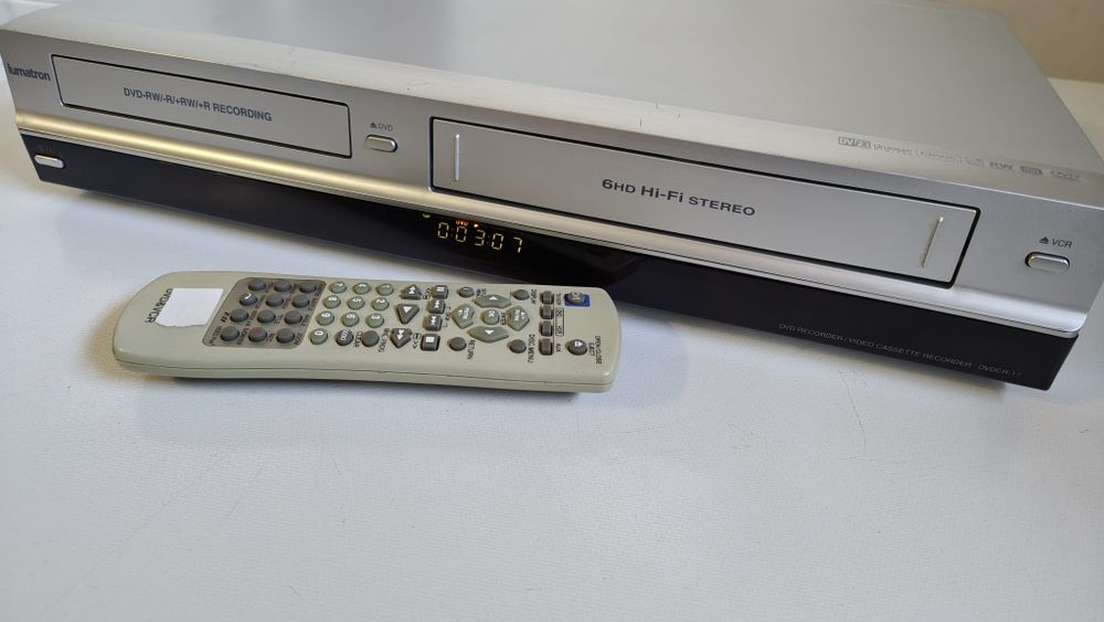 Video combo Lumatron model DVS CR 17 in stare perfecta