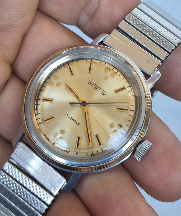 Ceas bărbătesc Wostok 011158, vintage, mecanic, fabricat în URSS, din oțel inoxidabil, rezistent la apă (WR), 17 rubine.